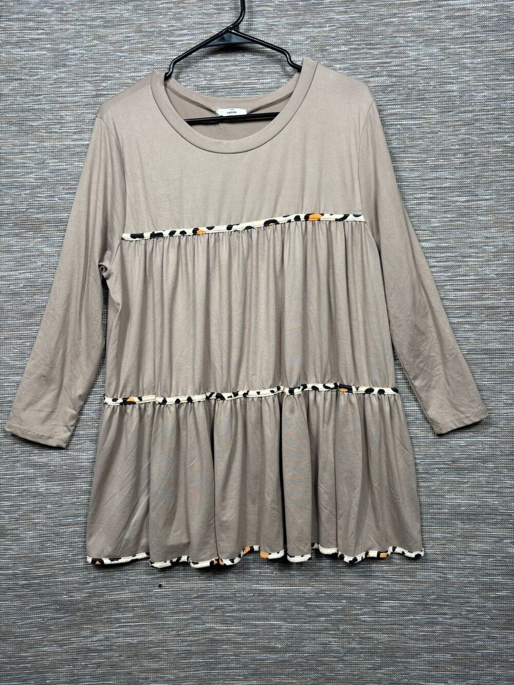 J Jill Ruffle Hem Tunic Top Womens Size L Tan Long Sleeve Round Neck